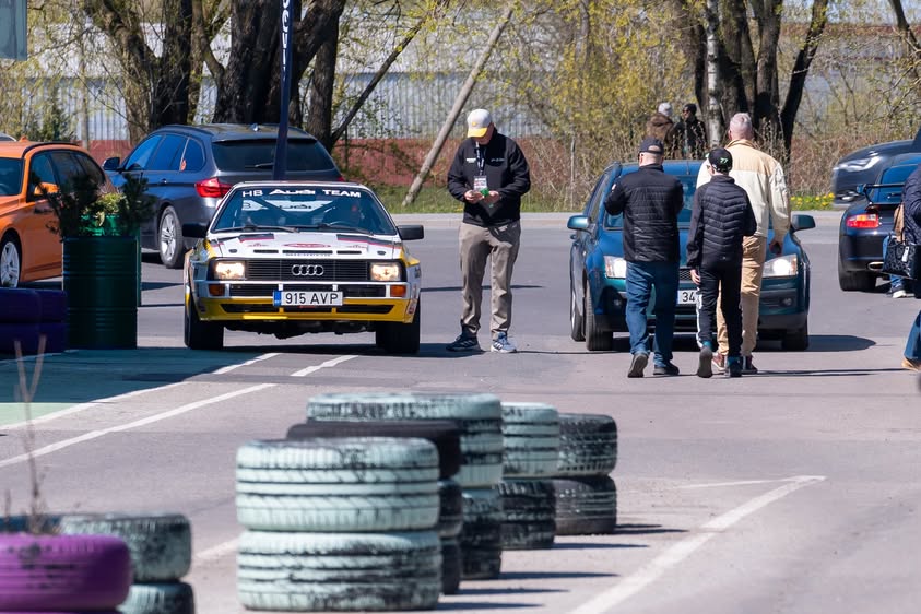 Cars & Coffee Season opening - Hundipea